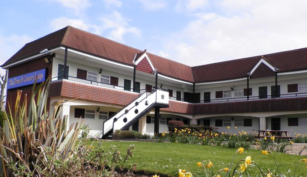 The Town & Country Lodge Dundry ภายนอก รูปภาพ