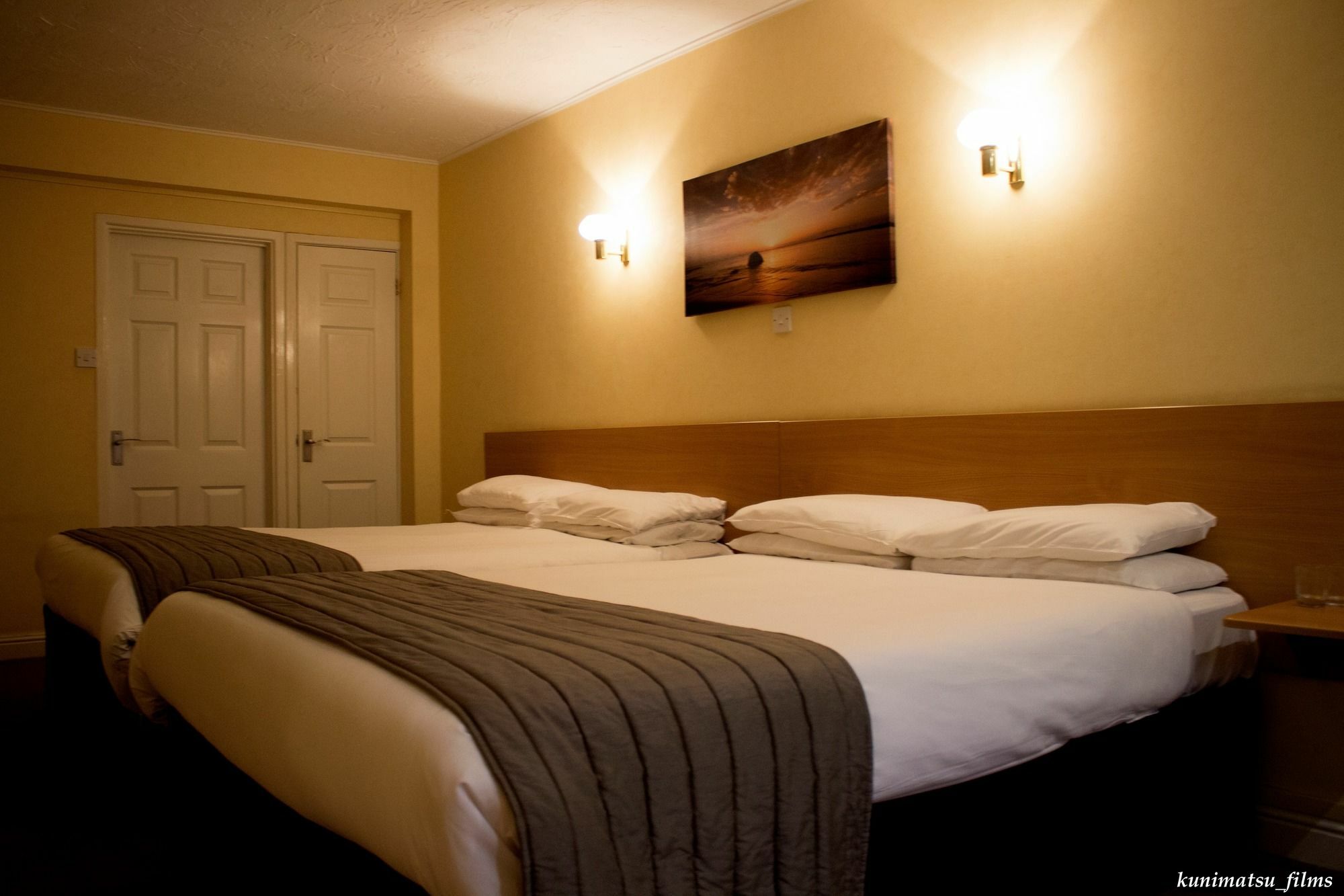 The Town & Country Lodge Dundry ภายนอก รูปภาพ